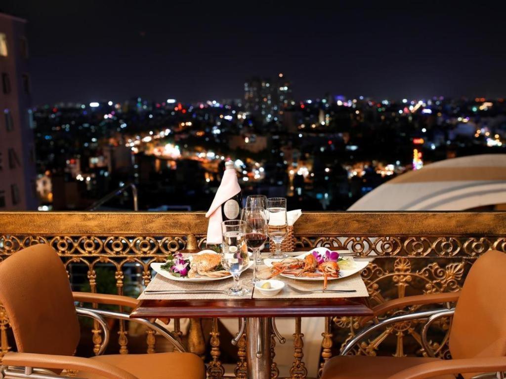 New Pacific Hotel Ho Chi Minh City Exterior photo